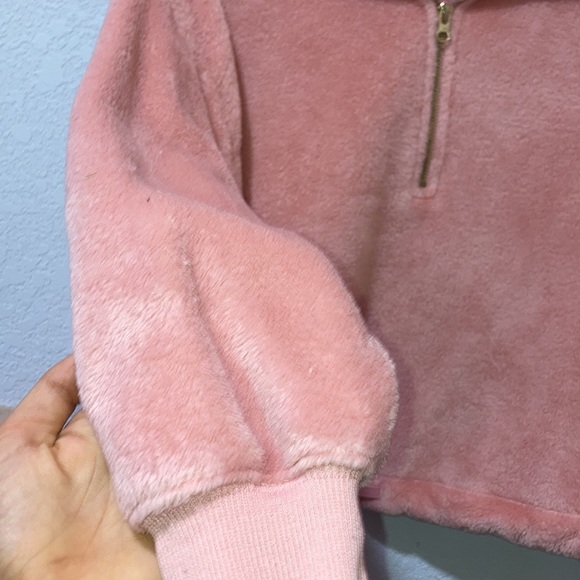 Old Navy Pink Sweater - Picture 2 of 4